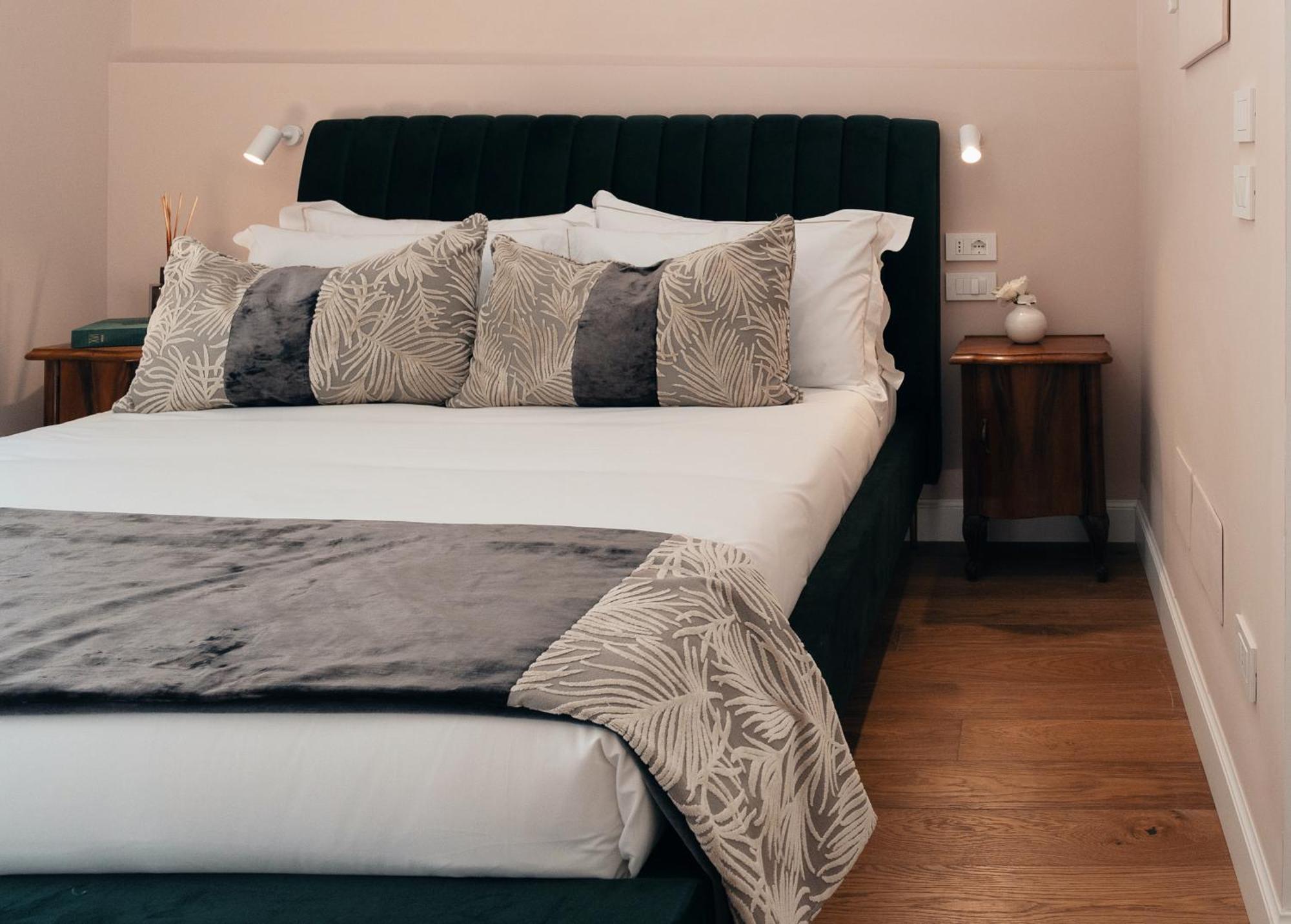 Naman Hotellerie - Monti Řím Exteriér fotografie